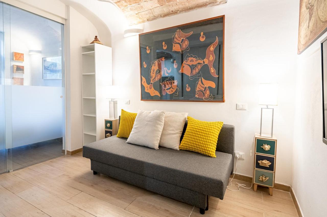 Oltrarno Bright Apartment Con Patio Privato Florenţa Exterior foto